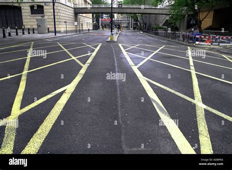 right of way at box junctions|box junction london.